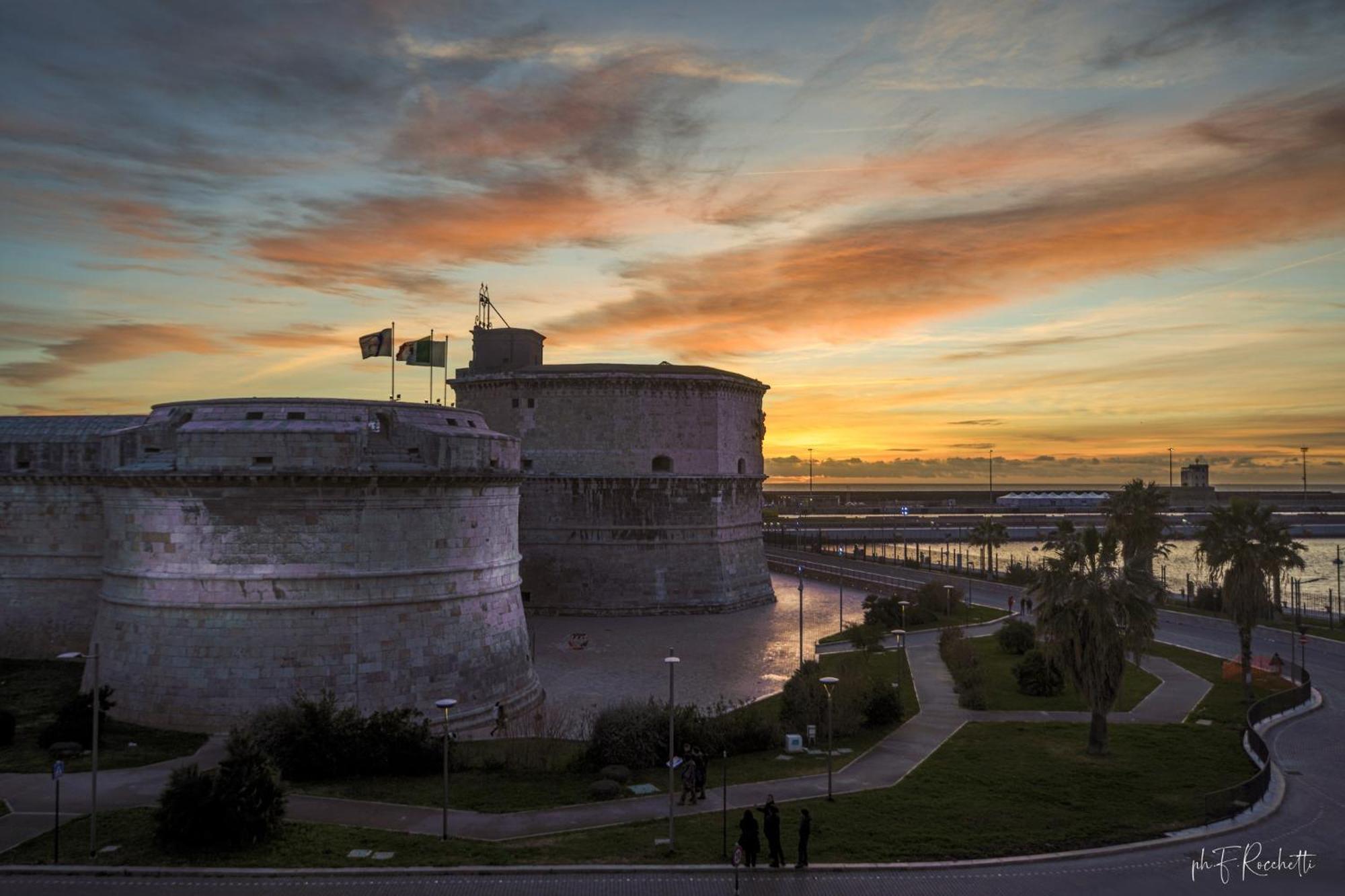 La Dolce Vita Civitavecchia Ngoại thất bức ảnh